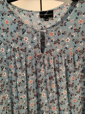 Fenomenon Puff-Sleeve Green Floral Blouse